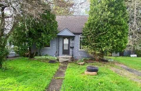 702 Hall Street NW, Warren, OH 44483