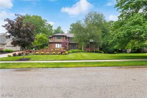6849 Chillingsworth Circle NW, Canton, OH 44718