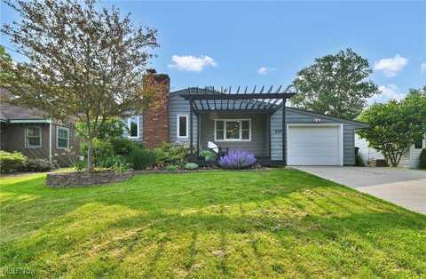237 Stratford Avenue, Wadsworth, OH 44281