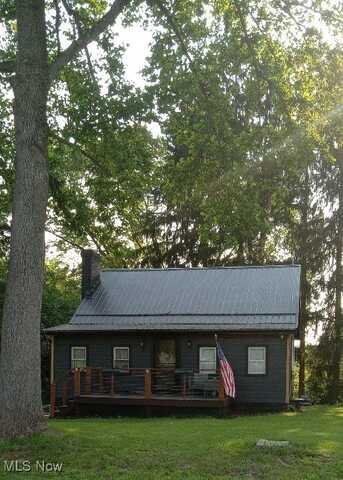 2327 County Road 60, Bergholz, OH 43908