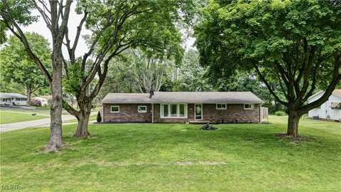 5201 Whippoorwill Street NW, North Canton, OH 44720