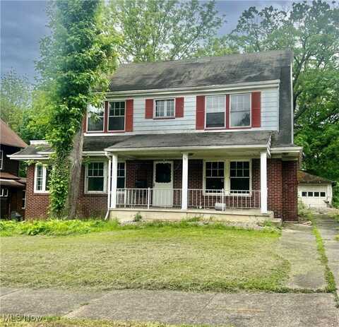 31 Indiana Avenue, Youngstown, OH 44505