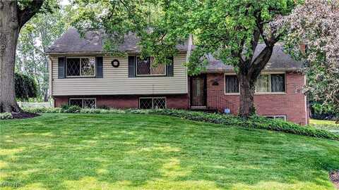 2615 Orchard Park Street NW, Canton, OH 44718