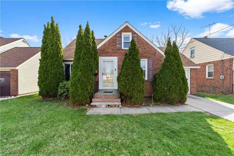 869 E 260th Street, Euclid, OH 44132