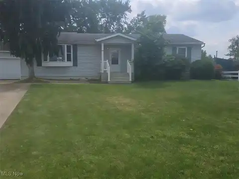 155 Sterling Street, Creston, OH 44217