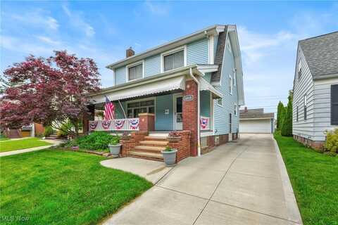 6818 Farnsworth Drive, Parma, OH 44129
