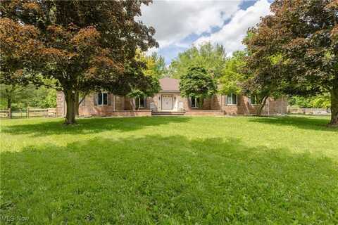 978 Housel Craft Road, Bristolville, OH 44402