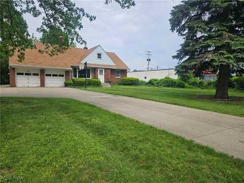211 Richmond Road, Richmond Heights, OH 44143