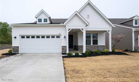 1082 Greenhouse Trail, Columbia Station, OH 44028