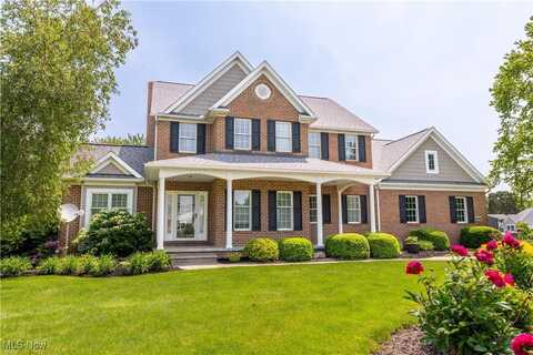 10686 Cleveland Avenue NW, Uniontown, OH 44685