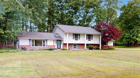 1412 Bell Road, Chagrin Falls, OH 44022