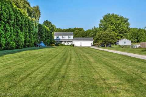 2555 Townline Road, Madison, OH 44057