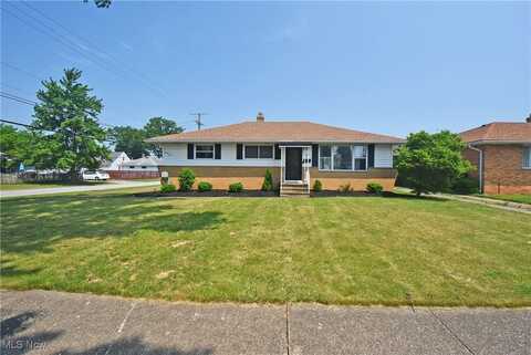 37 E Meadowlawn Boulevard, Seven Hills, OH 44131