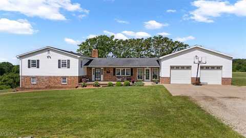 5595 N. Torch Road, Coolville, OH 45723