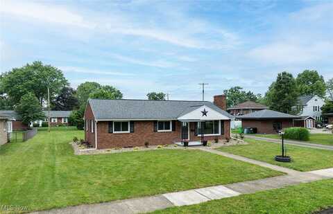120 S McKinley Avenue, Dover, OH 44622
