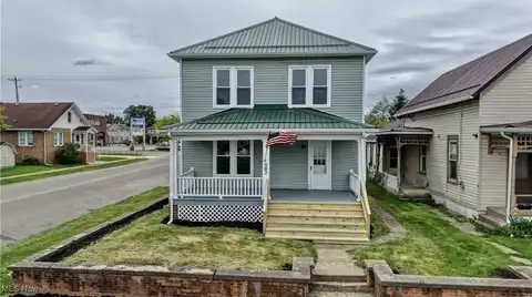 802 N Main Street, Uhrichsville, OH 44683