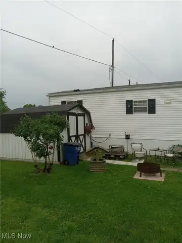3250 Maysville Pike, Zanesville, OH 43701