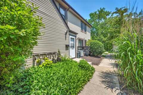 552 turney rd unit: A, Bedford, OH 44146