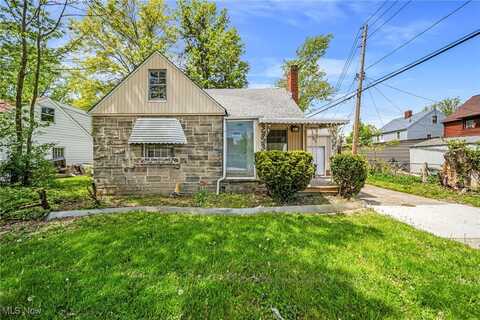 2010 Revere Road, Cleveland Heights, OH 44118