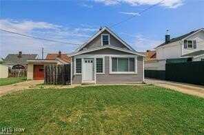6306 Flowerdale Avenue, Cleveland, OH 44144