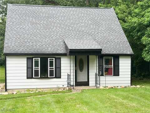3042 Krebs Drive, Coventry, OH 44319