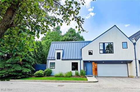 2434 Richmond Road, Beachwood, OH 44122