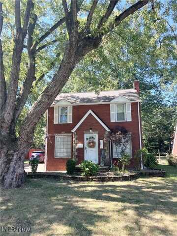 6892 Glenwood Avenue, Youngstown, OH 44512
