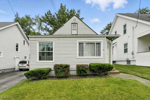 2557 Ogden Avenue, Akron, OH 44312