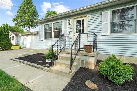 1890 Olympic Street, Cuyahoga Falls, OH 44221