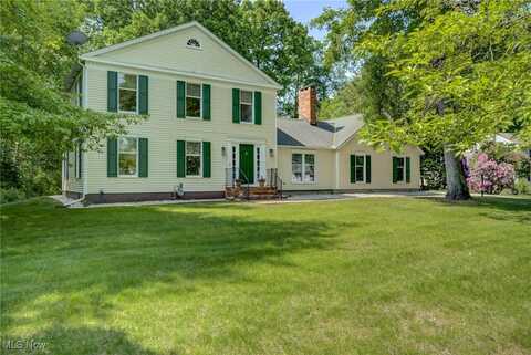 5636 Banbury Oval, Madison, OH 44057