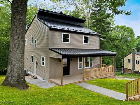 209 Beechwood Boulevard, Wintersville, OH 43953