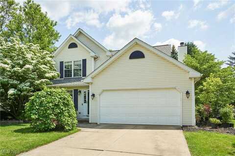 707 Hearthstone Circle, Akron, OH 44320