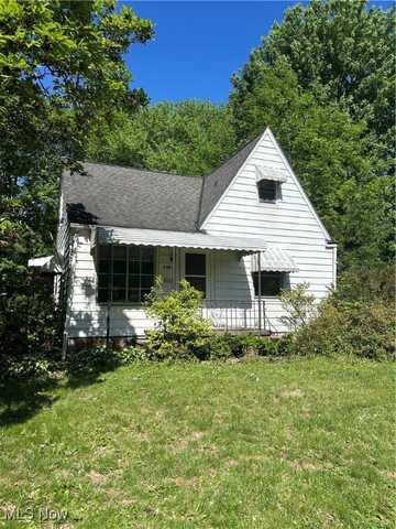 7354 Hopkins Road, Mentor, OH 44060
