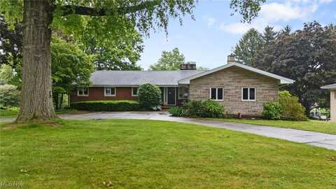 4616 Frazer Avenue NW, Canton, OH 44709