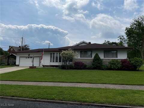 4621 Hilland Road, Cleveland, OH 44109