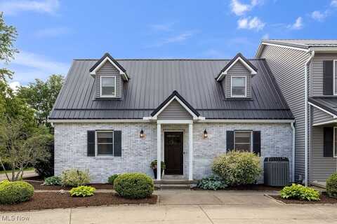 2753 Country Meadows Drive, Shelby, OH 44875