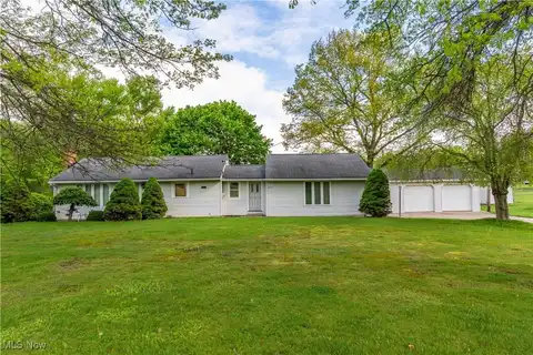 7251 Minerva Road SE, Waynesburg, OH 44688