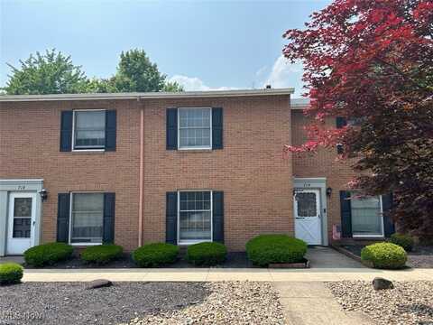 716 Lakeview Drive, Cortland, OH 44410