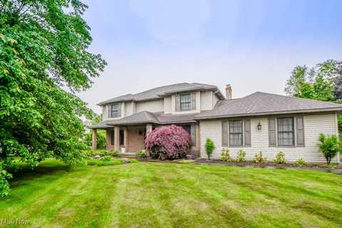 2410 Rohrer Street NW, North Canton, OH 44720