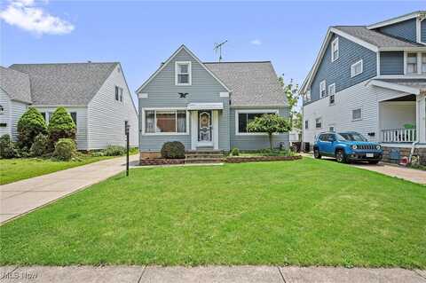 8205 Ivandale Drive, Parma, OH 44129