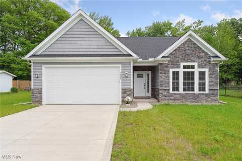 7605 Lake Road, Madison, OH 44057