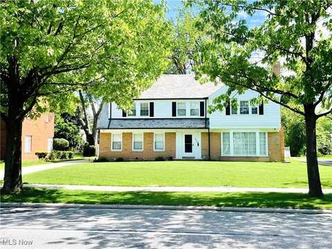 18520 Van Aken Boulevard, Shaker Heights, OH 44122