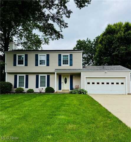 310 Green Hill Drive, Tallmadge, OH 44278