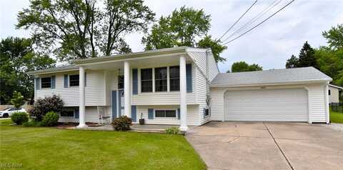 2453 Sherwin Drive, Twinsburg, OH 44087