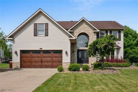8412 Eaton Drive, Sagamore Hills, OH 44067