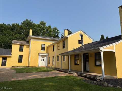 989 Orchard Hill Circle, Massillon, OH 44646