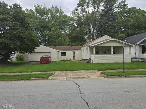 332 Stull Avenue, Akron, OH 44312