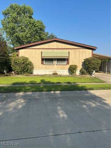3 Concert Lane, Olmsted Twp, OH 44138