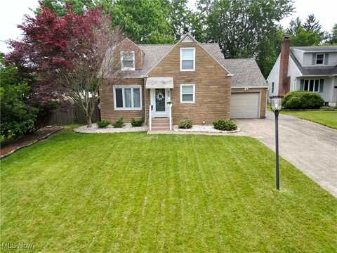 7355 Westview Drive, Boardman, OH 44512