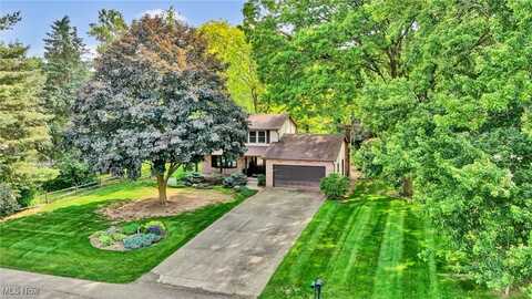 12160 Pueblo Path Avenue NW, Uniontown, OH 44685